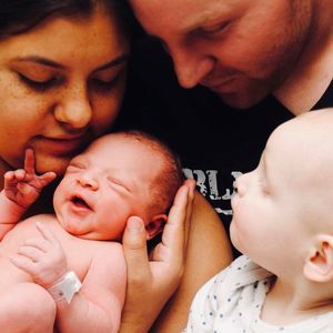 Meet your Posher, Crysnmills